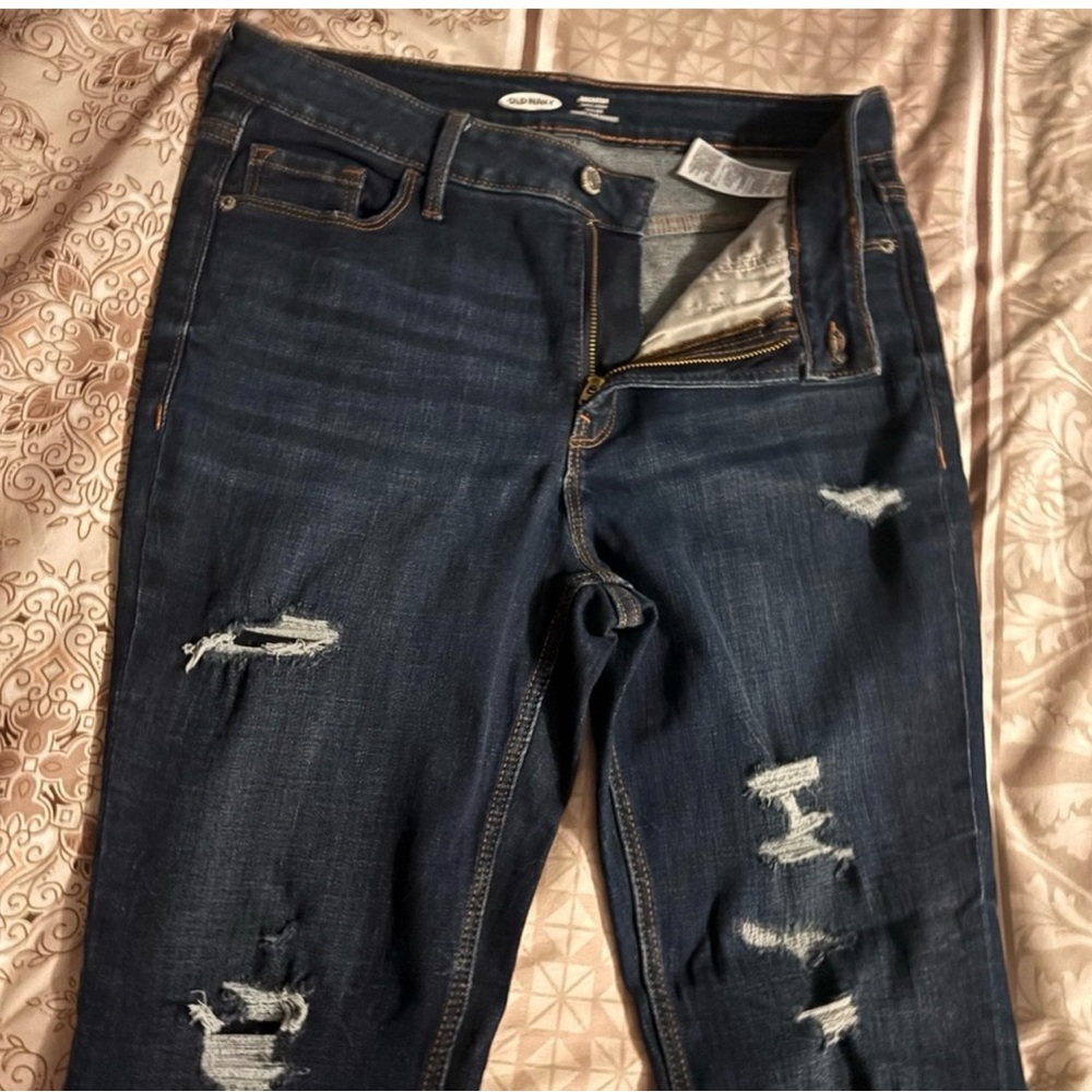 2PAIRS OF JEANS FOR THE PRICE OF ONE!